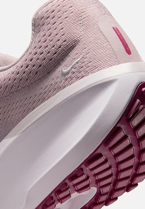 Nike - Winflo 11