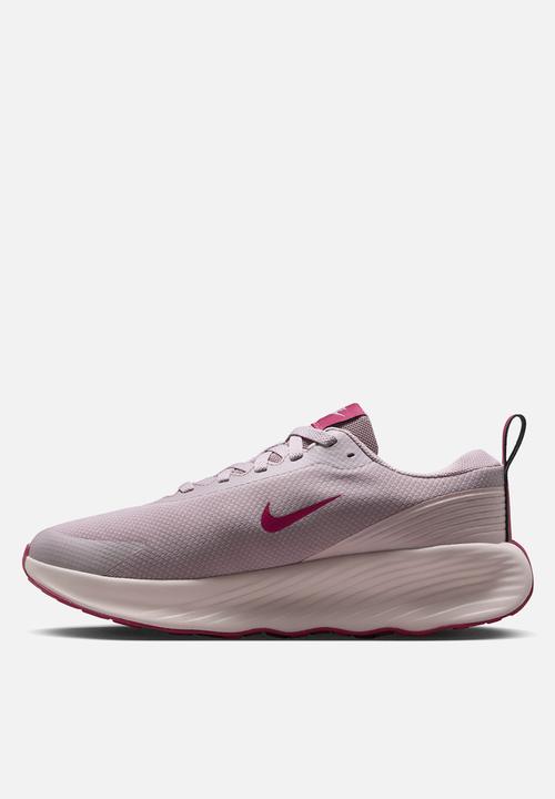 Nike - Promina