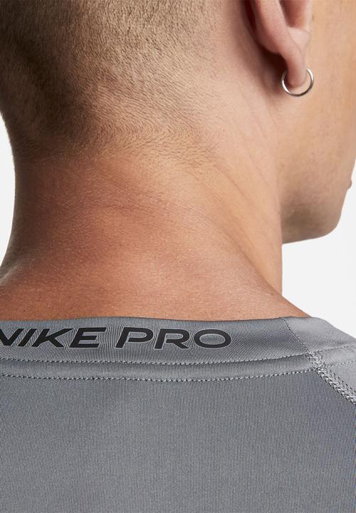 Nike - Nike Pro  Dri-FIT Tight Short-Sleeve Fitness Top - Soke Grey/Black