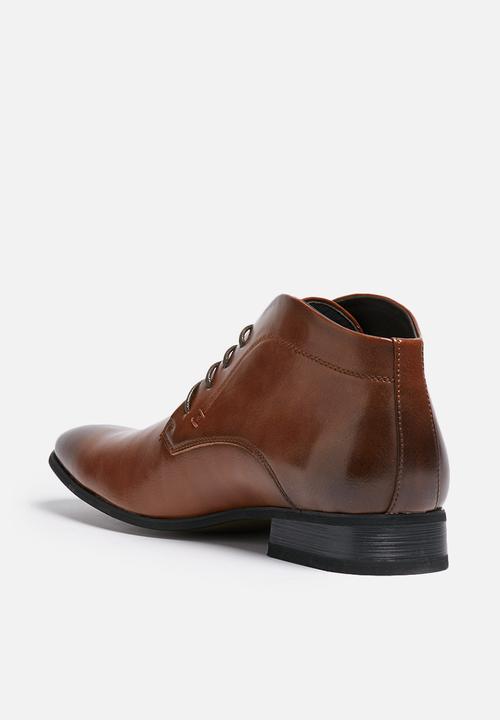 Gino Paoli - Burnish lace up boot