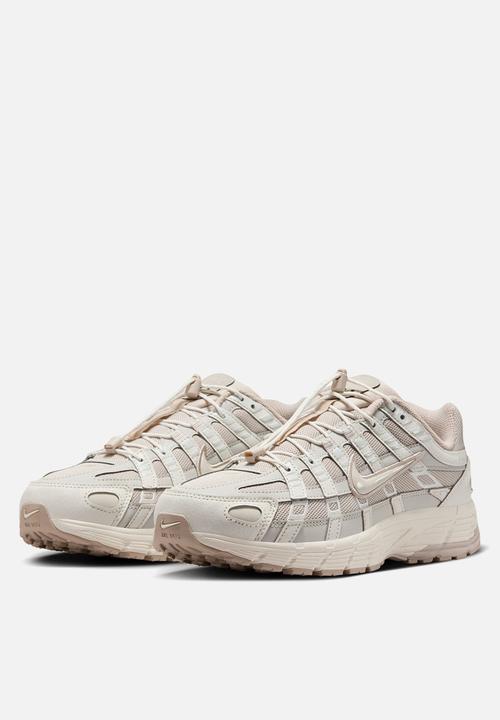 Nike - P-6000