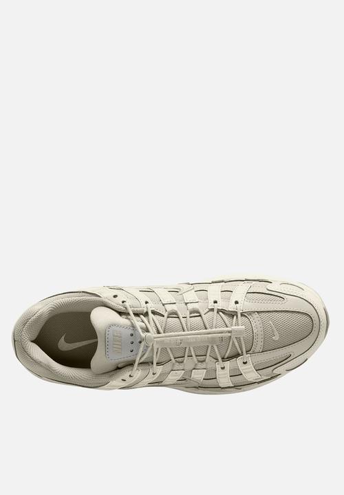 Nike - P-6000