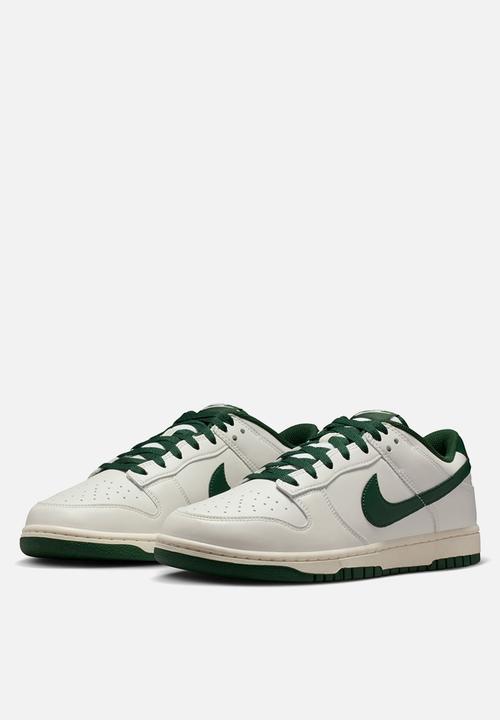 Nike - Dunk Low Retro