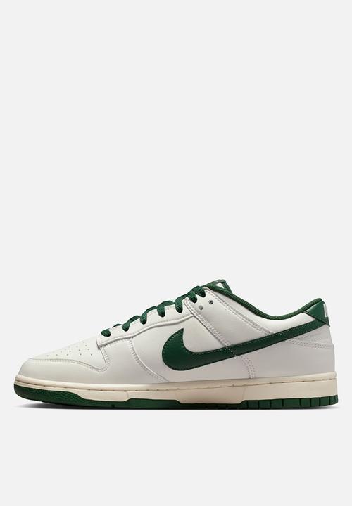 Nike - Dunk Low Retro