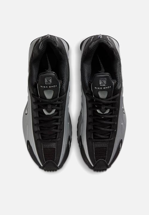 Nike - Shox R4