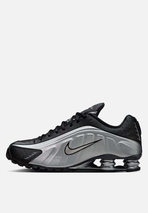 Nike - Shox R4