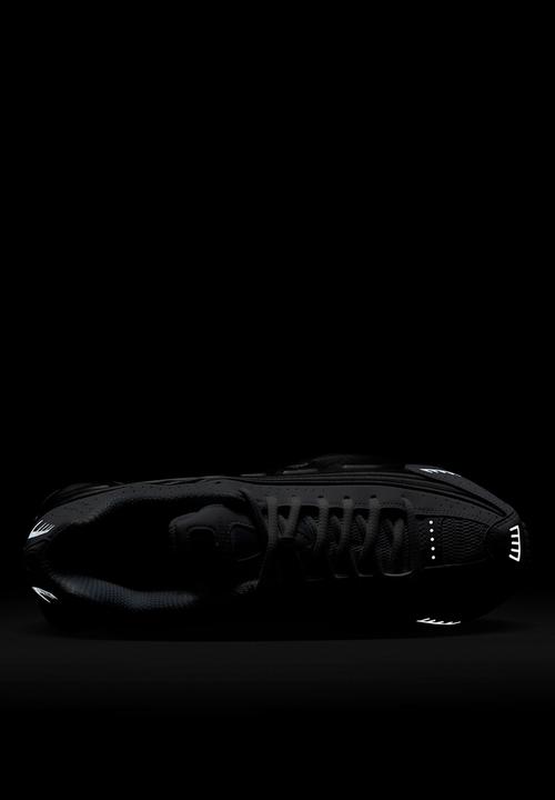 Nike - Shox R4