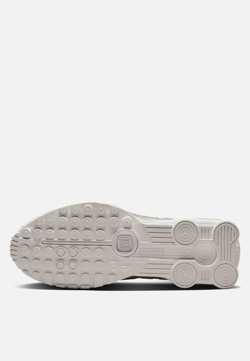 Nike - Shox R4