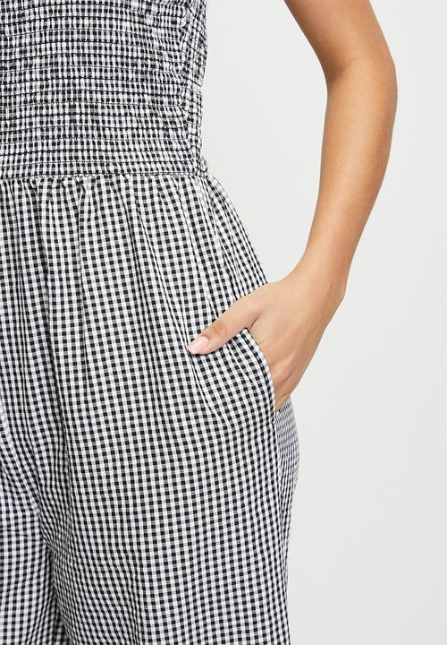 Brave Soul - Ladies Scoop Neckline Gingham Jumpsuit - Black/White Gingham
