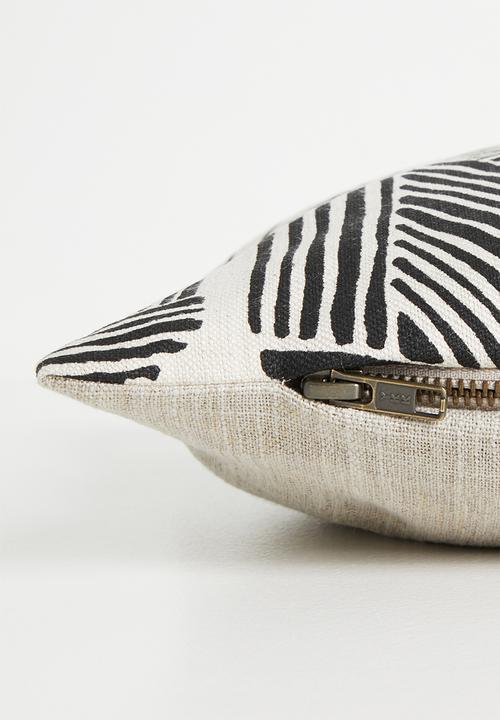 Hertex Fabrics - Sutherland cushion cover - Black