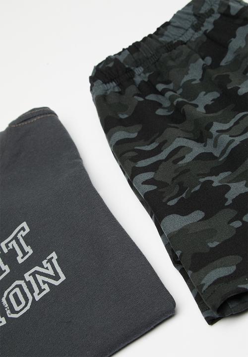 Pop Candy - Slogan pj top with printed shorts - grey/night vision/camo