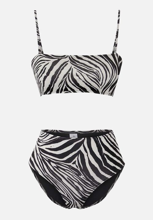 Trendyol - Patterned Bikini Pareo 3-Piece Beachwear Set - Zebra 