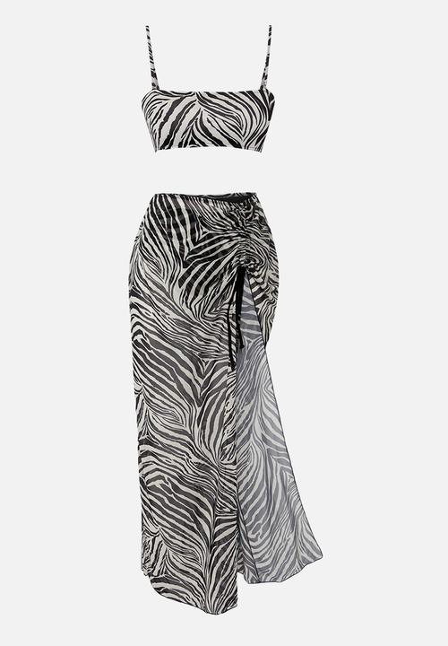 Trendyol - Patterned Bikini Pareo 3-Piece Beachwear Set - Zebra 
