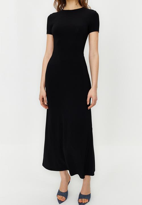 Trendyol - Short sleeve bodycone/fitting crew neck stretchy knitted maxi pencil dress - black