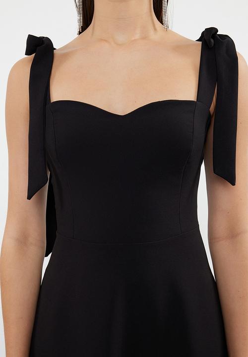 Trendyol - A-Line Strap Detailed Woven Evening  Dress - Black