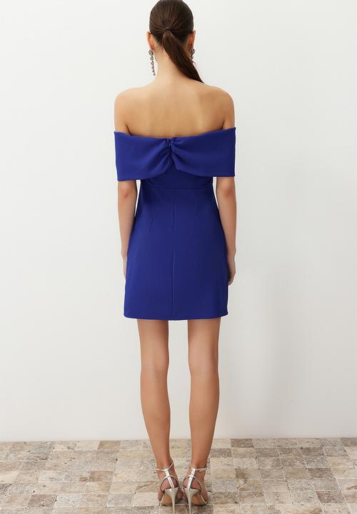 Trendyol - A-line Carmen Collar Woven Mini Dress - blue