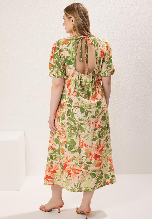 Trendyol - Stand collar balloon sleeve midi lilyum woven plus size dress - multi