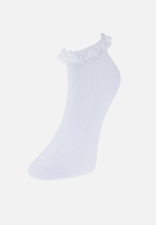 Trendyol - 3-Pack cotton floral lace knitted socks - multi