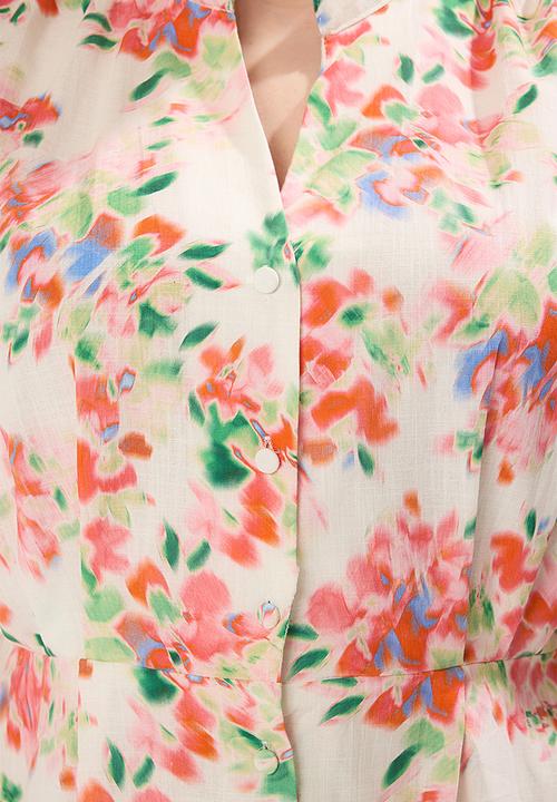 Trendyol - Short balloon sleeve floral woven midi plus size dress - ecru
