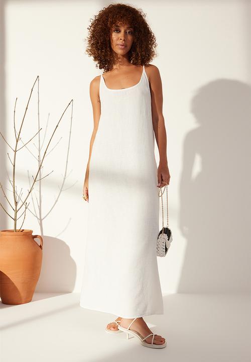 Trendyol - 100% Linen Back Detail Maxi Dress - White