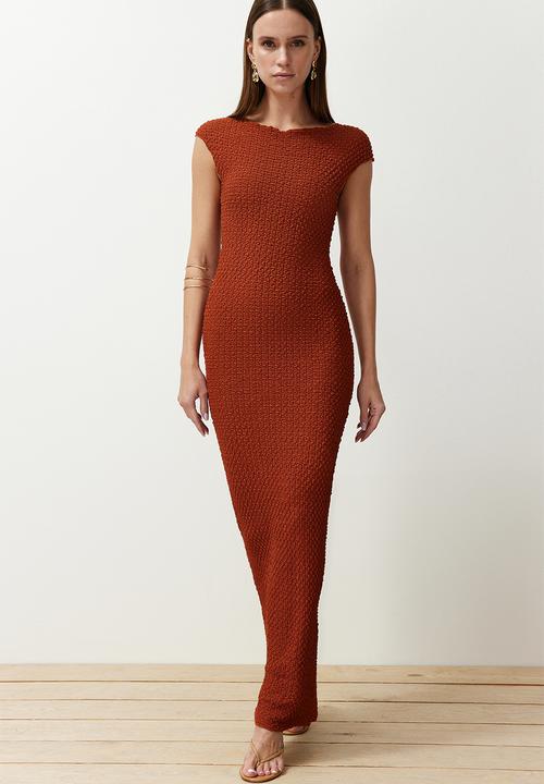 Trendyol - Textured fitted moon sleeve stretchy knitted midi dress - Burgundy