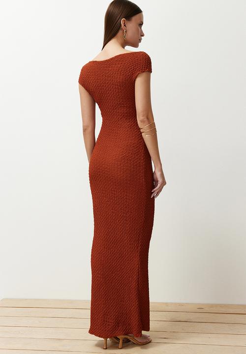 Trendyol - Textured fitted moon sleeve stretchy knitted midi dress - Burgundy