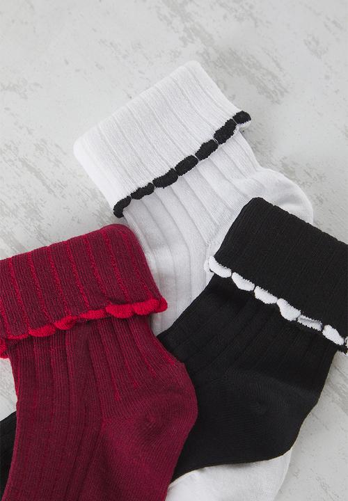Trendyol - 3 Pack jacquard knitted socks - multi