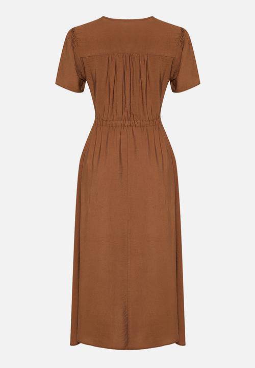 Trendyol - V-neck Midi Woven Dress with Opened Waist - Brown