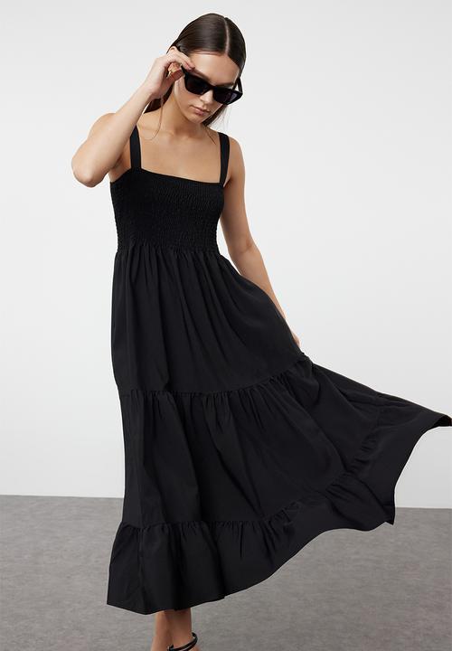 Trendyol - Plain A Cut Square Neck Lined Maxi Woven Dress - Black
