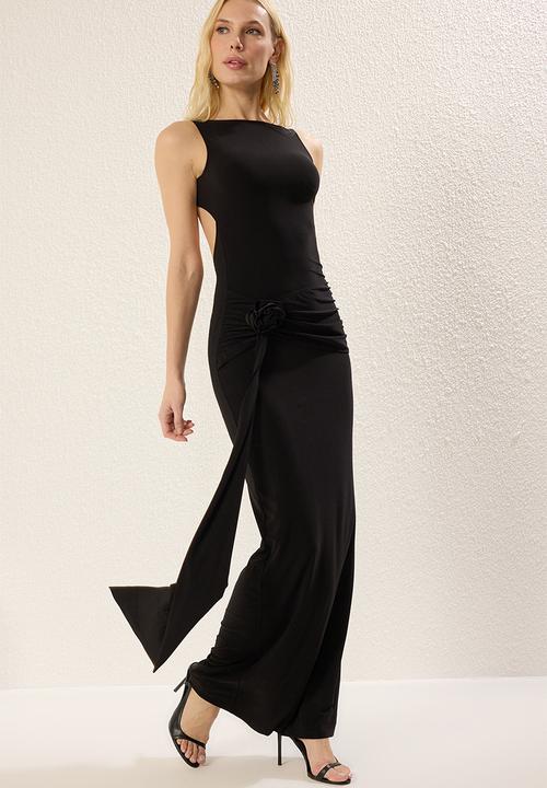 Trendyol - Rose Detailed Knitted Chic Maxi Evening Dress - Black