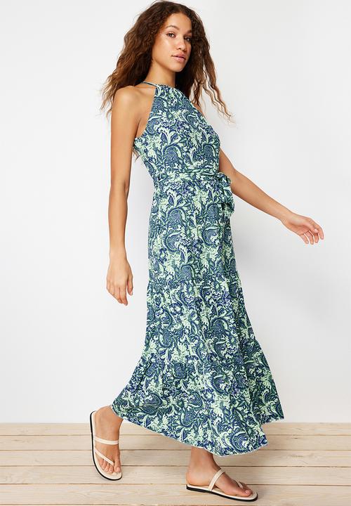 Trendyol - Printed Flare Halter Neck Knitted Maxi Dress - Green
