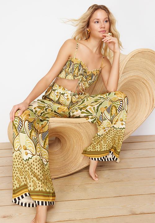 Trendyol - Patterned Woven Gipel Strapless Blouse Trousers Beach Suit - Ethnic