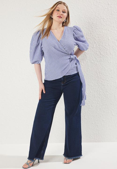 Trendyol - Double breasted plaid/checked seersucker woven plus size blouse - multi-colored