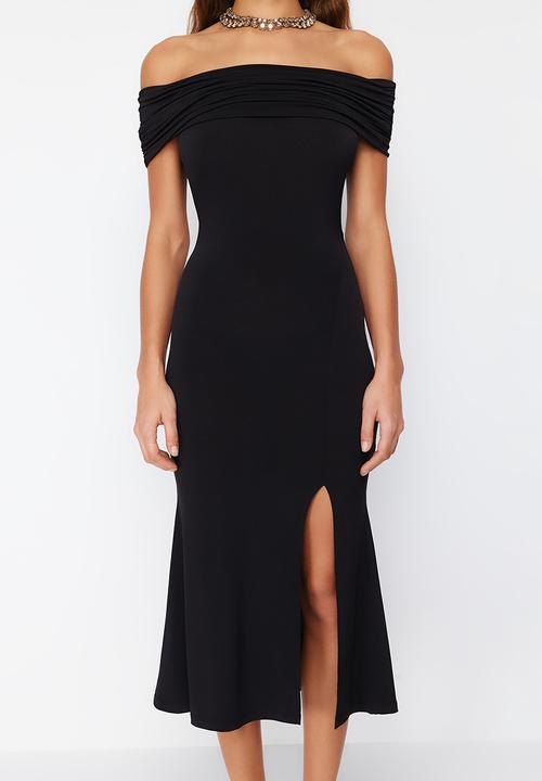Trendyol - Fitted Knitted Elegant Evening Dress - Black