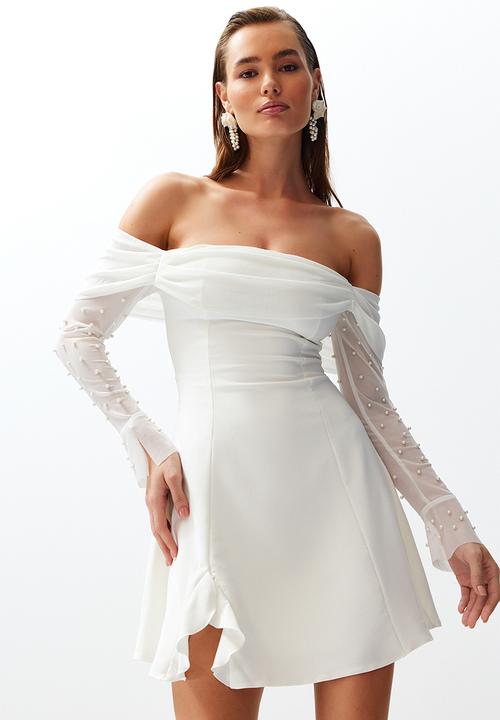 Trendyol - A-Line Lined Woven Short  Evening Dress - White