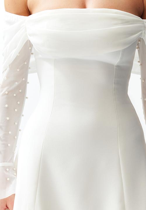 Trendyol - A-Line Lined Woven Short  Evening Dress - White