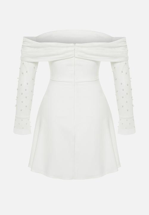 Trendyol - A-Line Lined Woven Short  Evening Dress - White