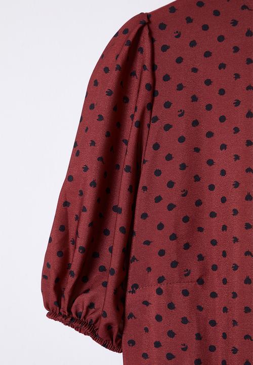 Trendyol - Stand collar polka dot patterned balloon sleeve long woven dress - brick color