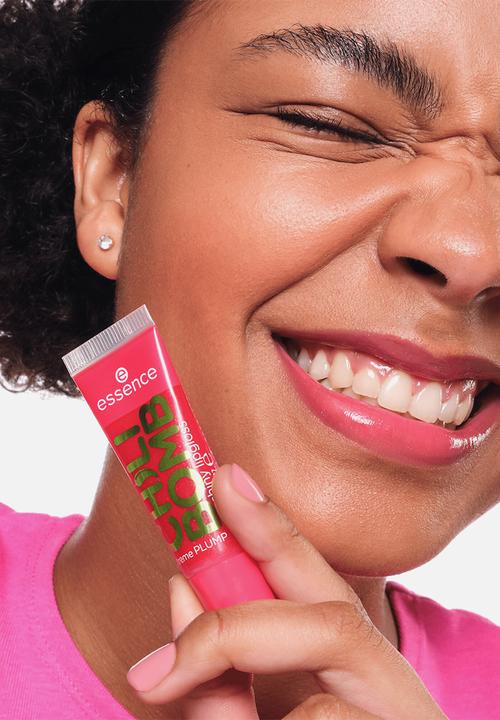 essence - CHILI BOMB Shiny Lipgloss - 01 Strawberry Salsa