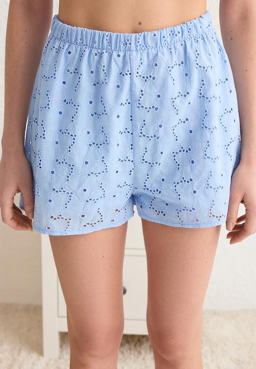 Trendyol - Floral Lined Self-Patterned Shorts Woven Pajama Set - Blue  