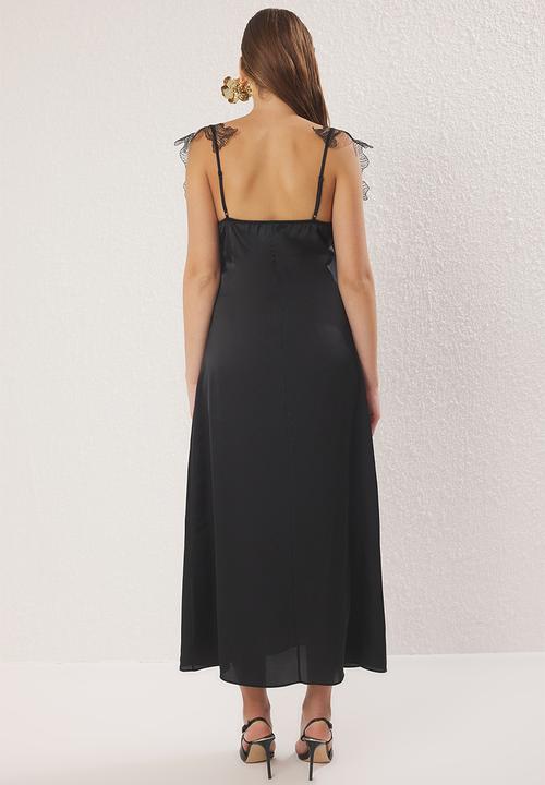 Trendyol - Lace Shoulder Detail Dress - black