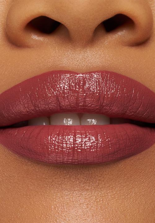 essence - Satin GLOW Luminous Shine Lipstick - 05 Chai There!