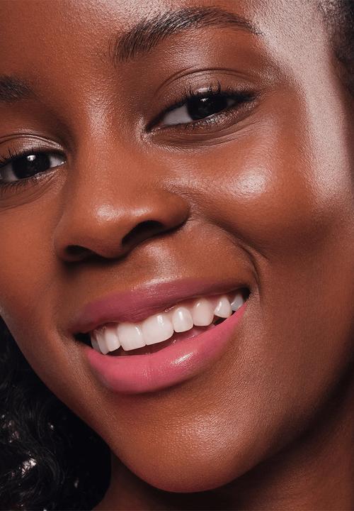 essence - Satin GLOW Luminous Shine Lipstick - 03 Rose And Shine