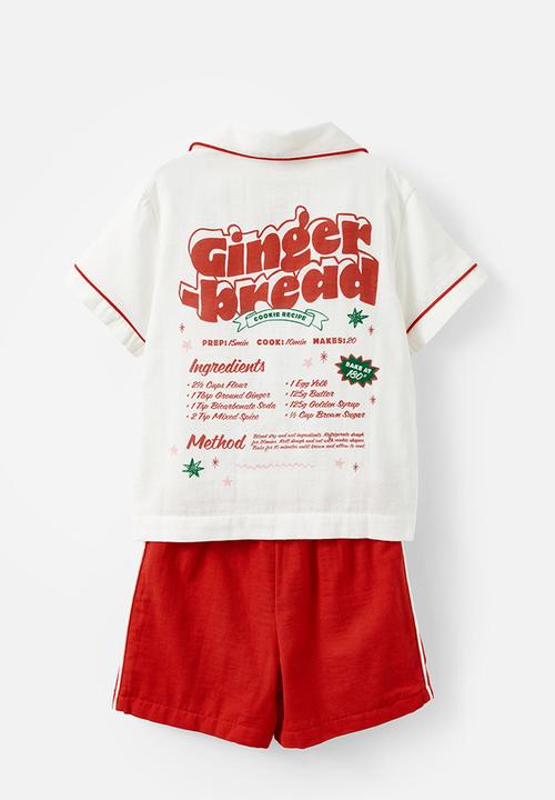 Cotton On - Kids woven pj set family christmas - varsity red/gingerbread bakery