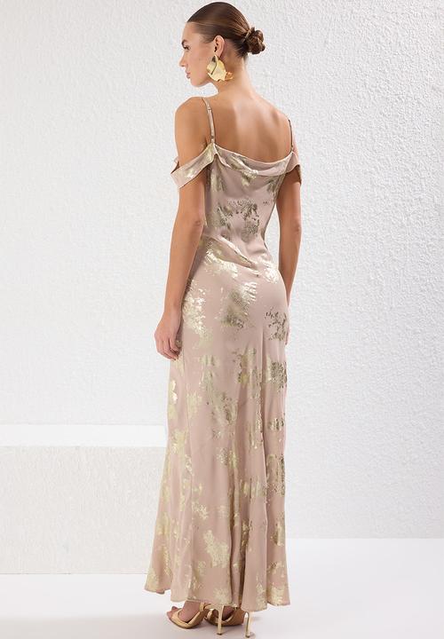Trendyol - Abstract Pattern Lined Chiffon Woven Maxi Evening Dress - Gold
