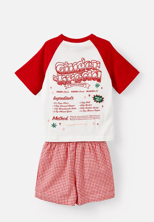 Cotton On - Kids  boxer pj set family christmas - varsity red gingham/gingerbread bakery
