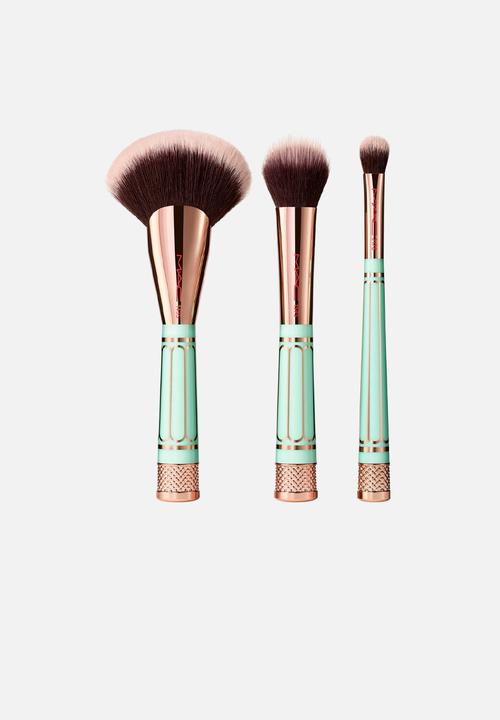 MAC - Presents and Future MAC Of All Trades Brush Kit
