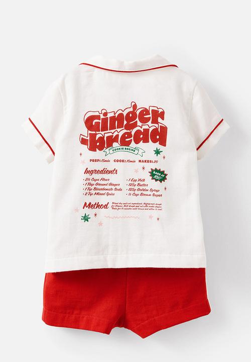 Cotton On - Baby woven pj set family christmas - varsity red/gingerbread bakery