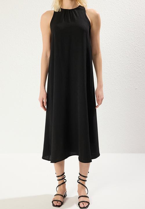 Trendyol - Gathered Detail Midi Aerobin Woven Dress - Black