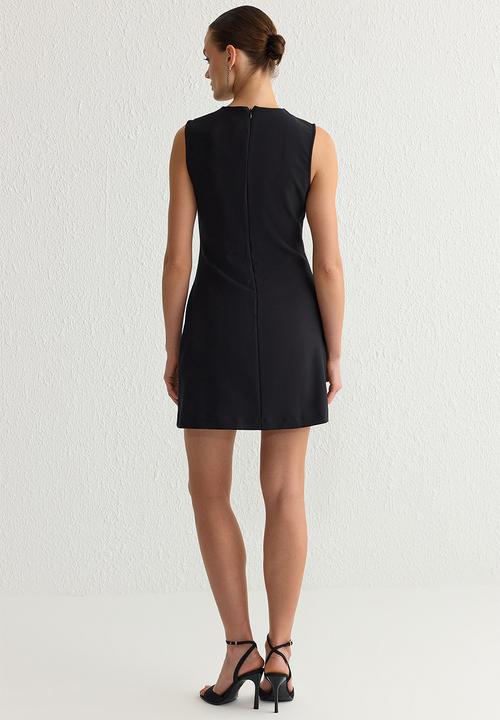 Trendyol - Shiny stone collar detailed woven mini evening dress - black
